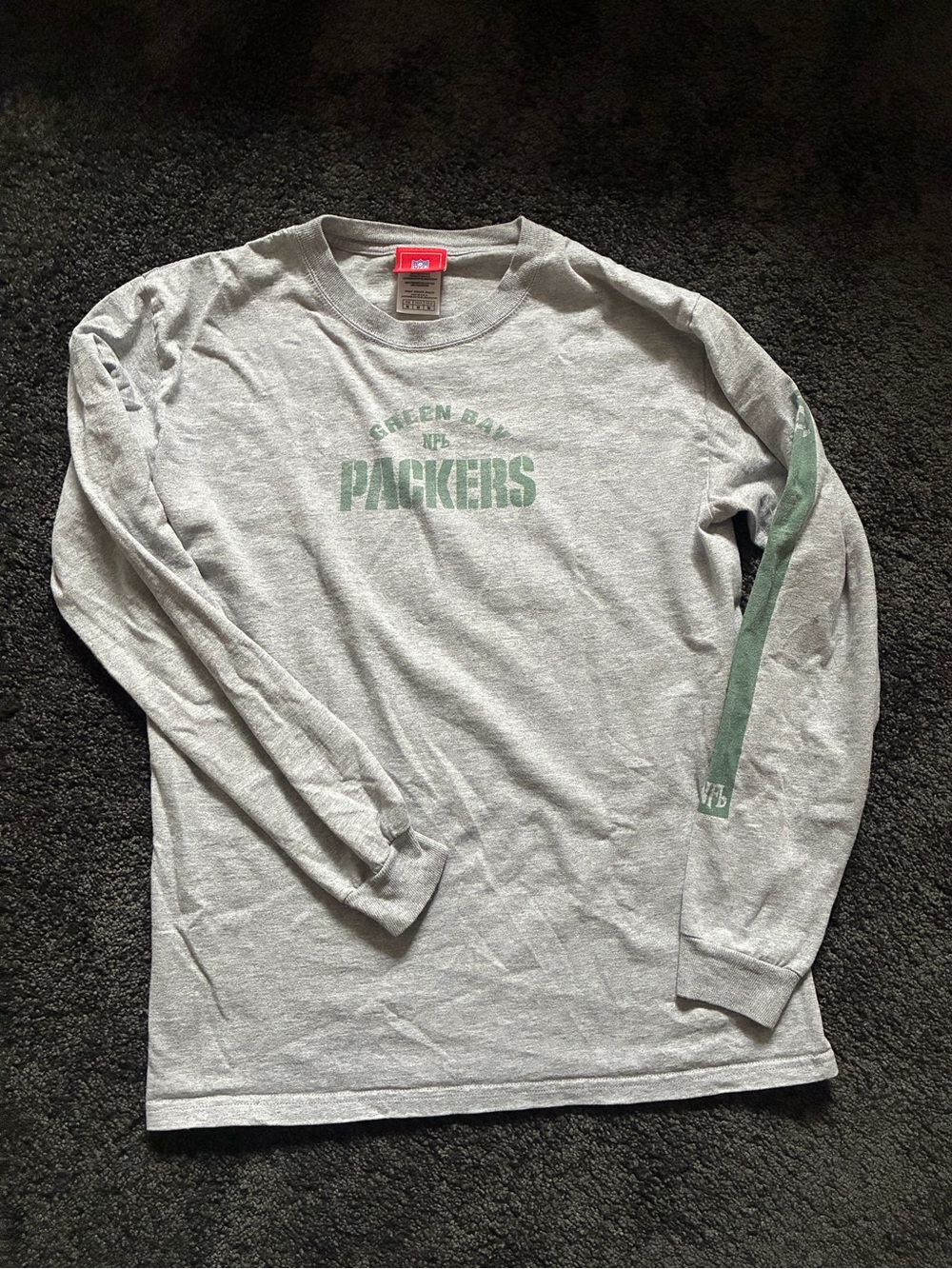 NFL Gray Long Sleeve Shirt with Green Packers Print